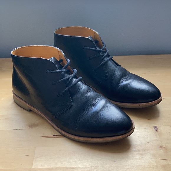 Clarks Originals classic black leather Desert ankle boots - Women’s 6.5 - Picture 1 of 14